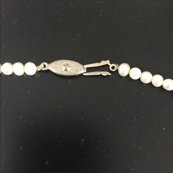 Pearls - Picture 2 of 3